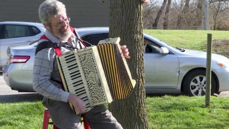 Missouri accordion player