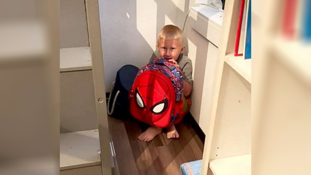 Mother goes viral for walking her 5-year-old son through makeshift active-shooter drill - Vimarsana News