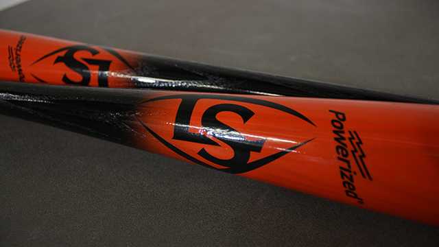 Louisville Slugger finishing pink bats for Mother's Day, News