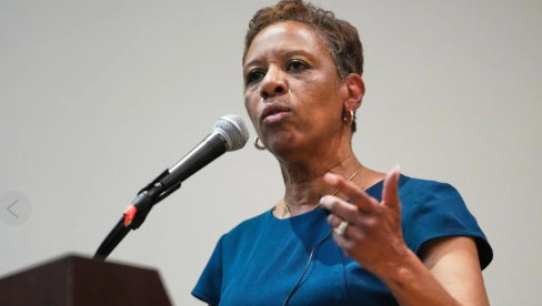 New York governor Kathy Hochul picks a new running mate