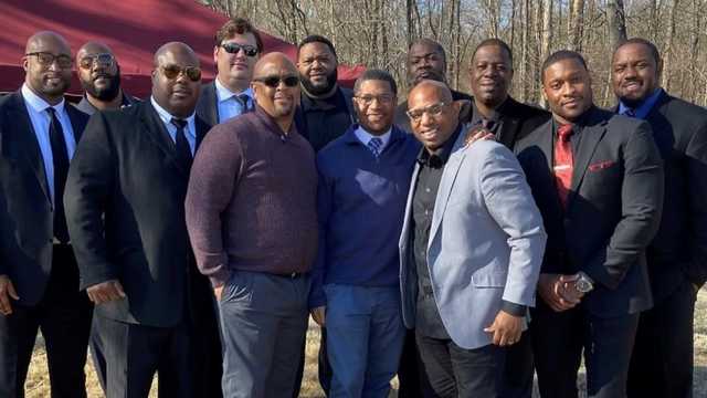 Former Bama football stars at funeral of teammate Ahmaad Galloway - Vimarsana News
