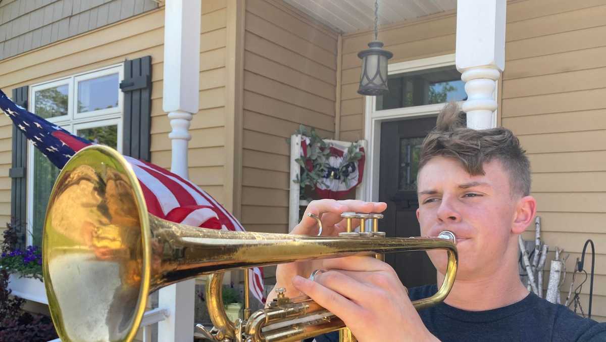 Honoring the fallen, Iowans play in Taps Across America
