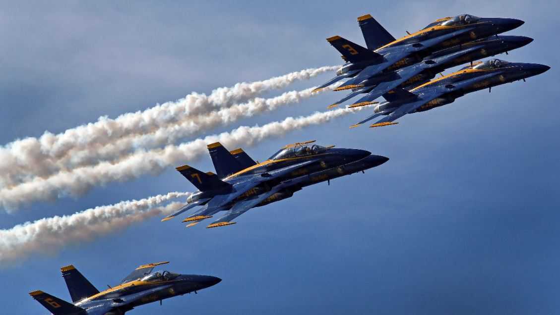 Blue angels at outlet tinker afb