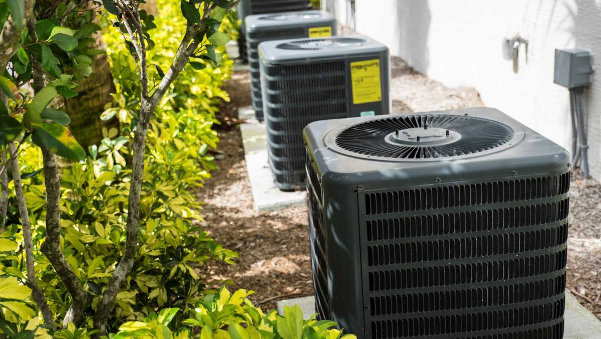 Gases used in refrigerators and air conditioners will be phased out in a new EPA rule