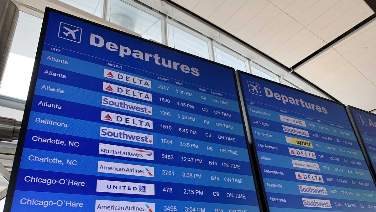 'Arrive early': Airport officials offer advice ahead of holiday travel ...