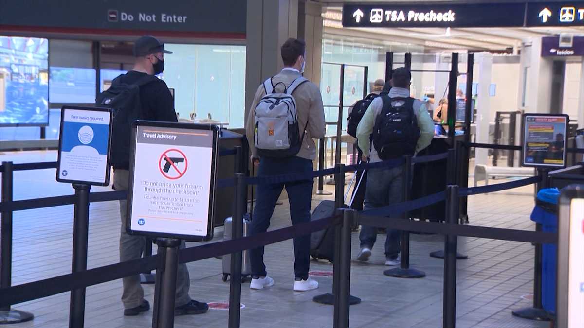 TSA finds explosive in checked bag at Pennsylvania airport Video - ABC News