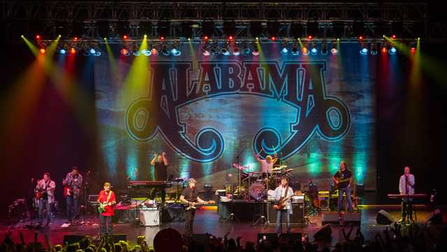 Alabama to bring tour to Giant Center in Hershey, Pa. - Vimarsana News