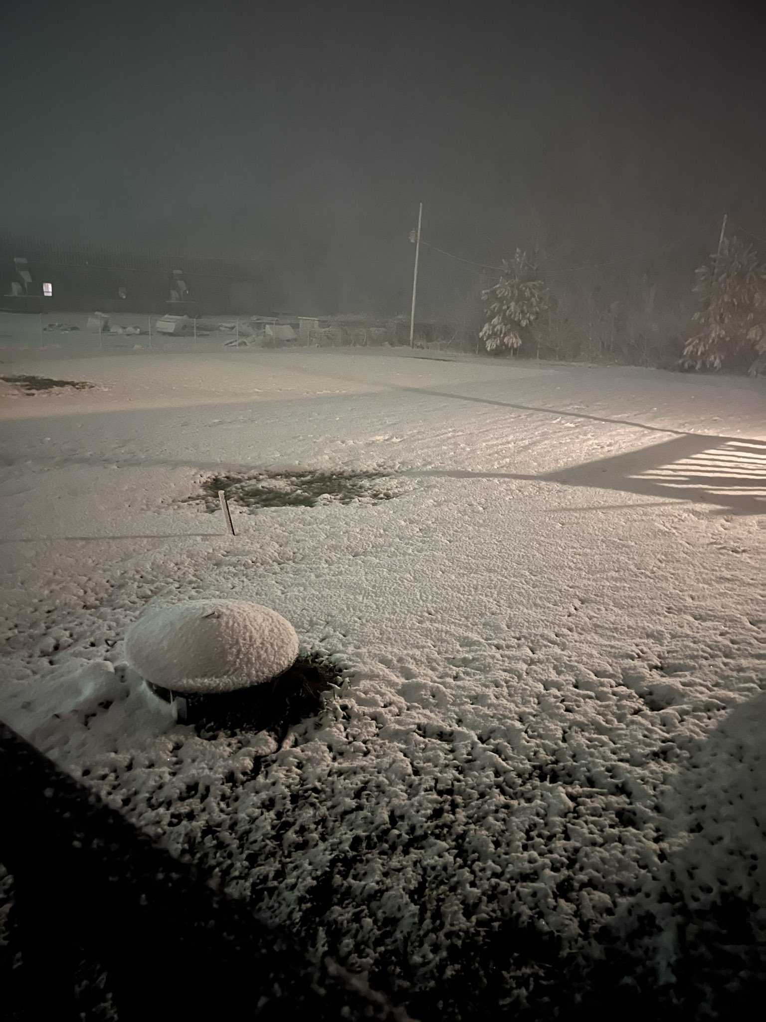 Snow in Alabama one day after record high temperatures