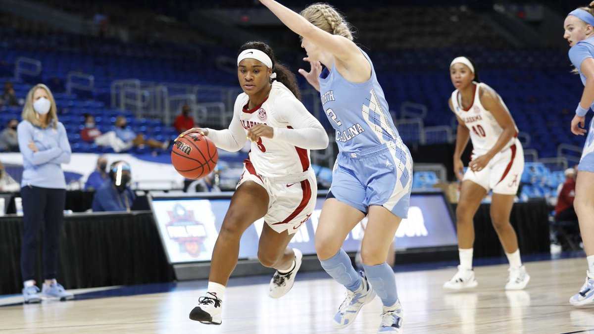 NCAAW Tournament Alabama beats UNC 8071, advances to second round