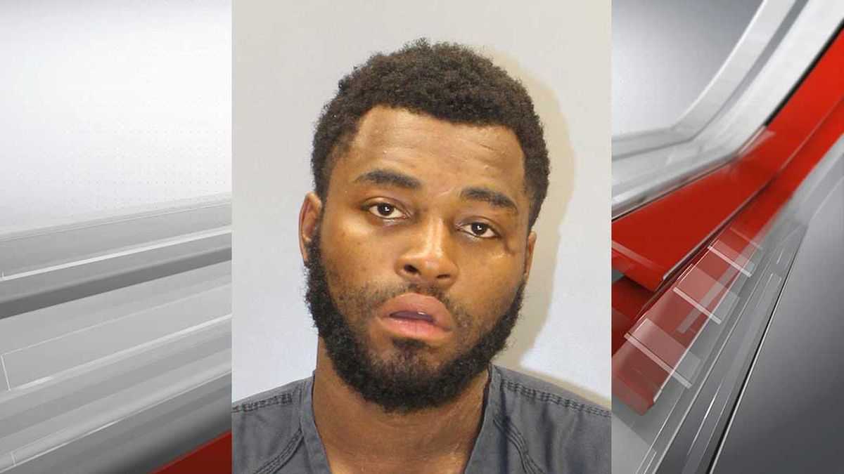 Man uses child as shield during shootout at Lexington County apartment