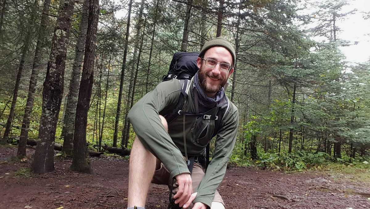 Who is Alex Pretti? What we know about man killed by federal officers in Minneapolis