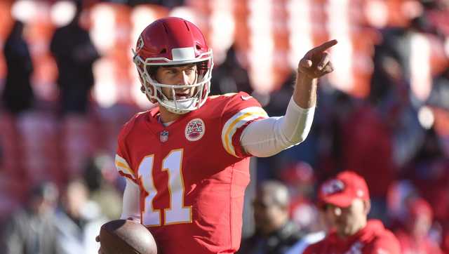 Kansas City Chiefs quarterback Alex Smith named to Pro Bowl after initial snub Kansas City Chiefs quarterback Alex Smith named to Pro Bowl after initial snub