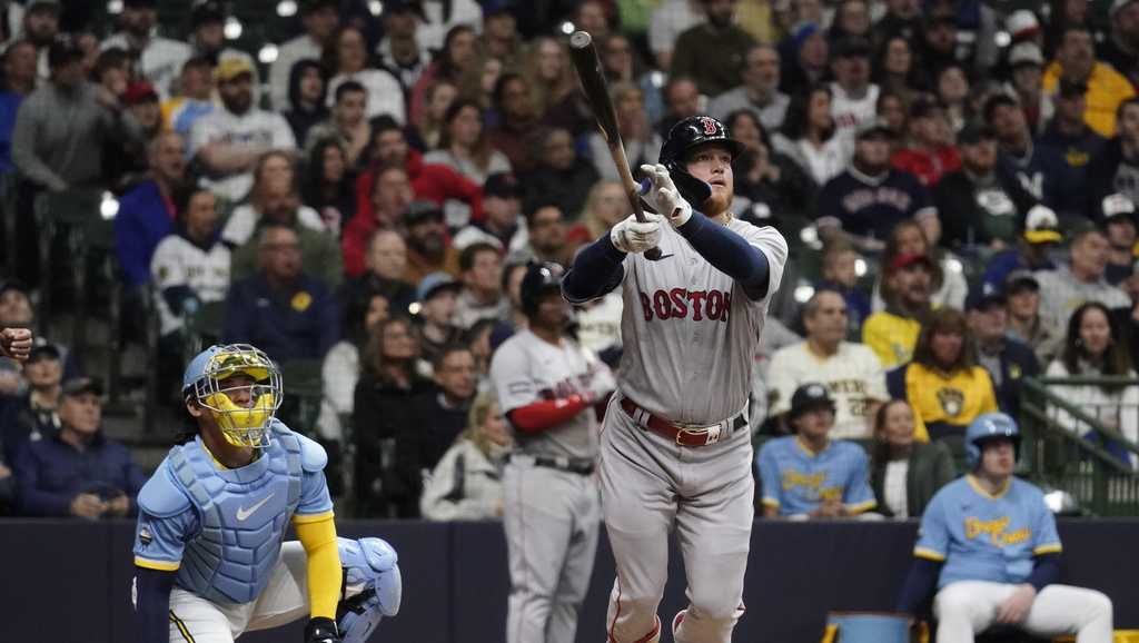 Twins Rally in 9th to End Boston's Nine-Game Winning Streak - The