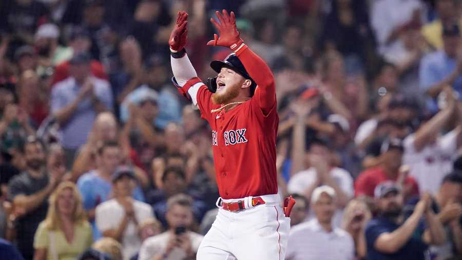 Red Sox get another comeback win with another 8th inning rally