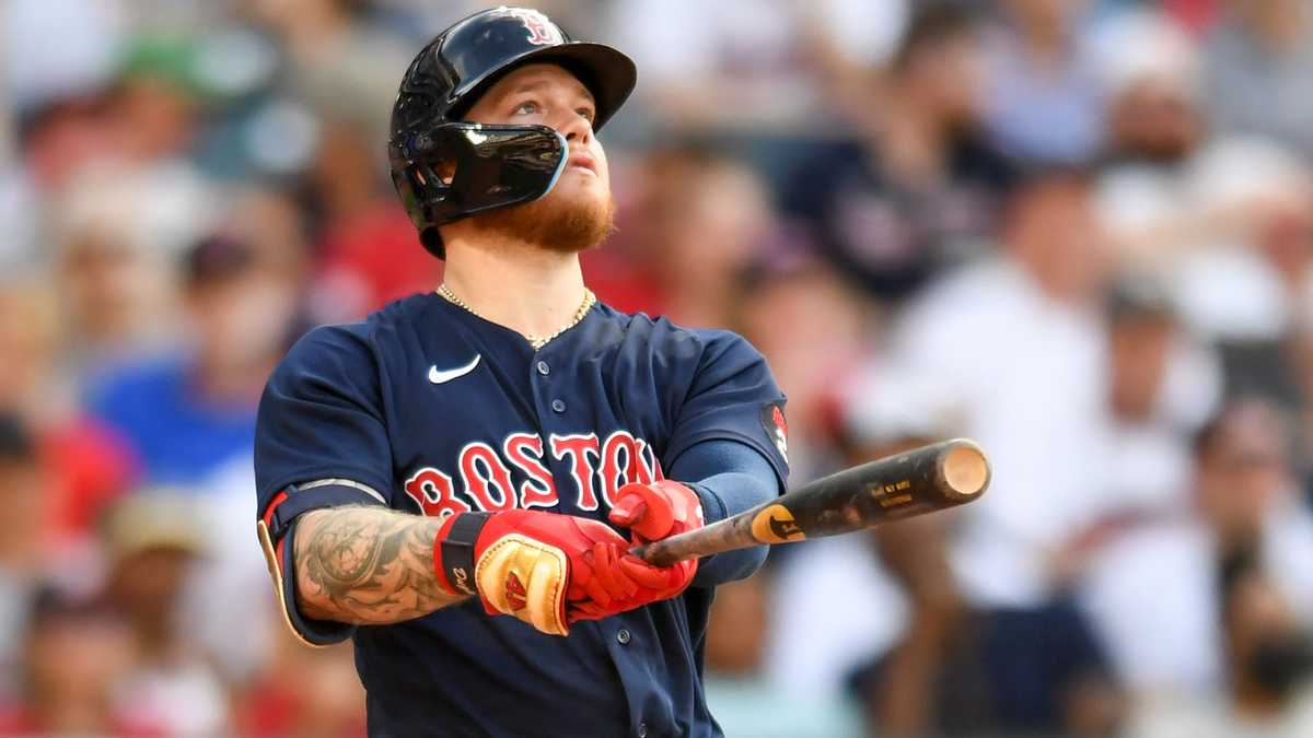 Alex Verdugo, in left or right field, gives the Red Sox options for next  season - The Athletic