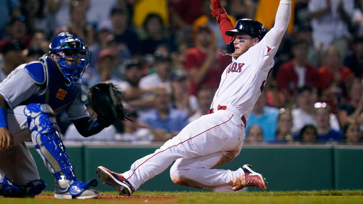 Martinez drives in 4 as Red Sox top Royals for 5th straight win