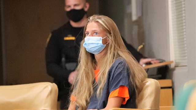 Woman charged with starting California wildfire while trying to boil water - Vimarsana News
