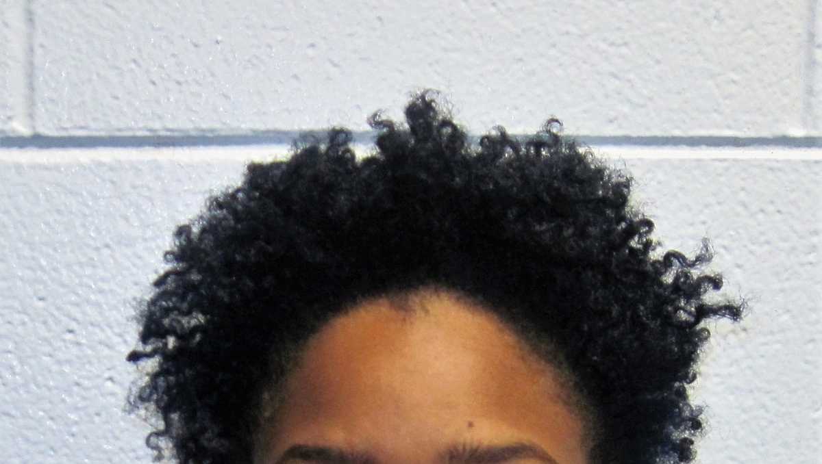 New Orleans woman accused of fatally shooting boyfriend in Chalmette