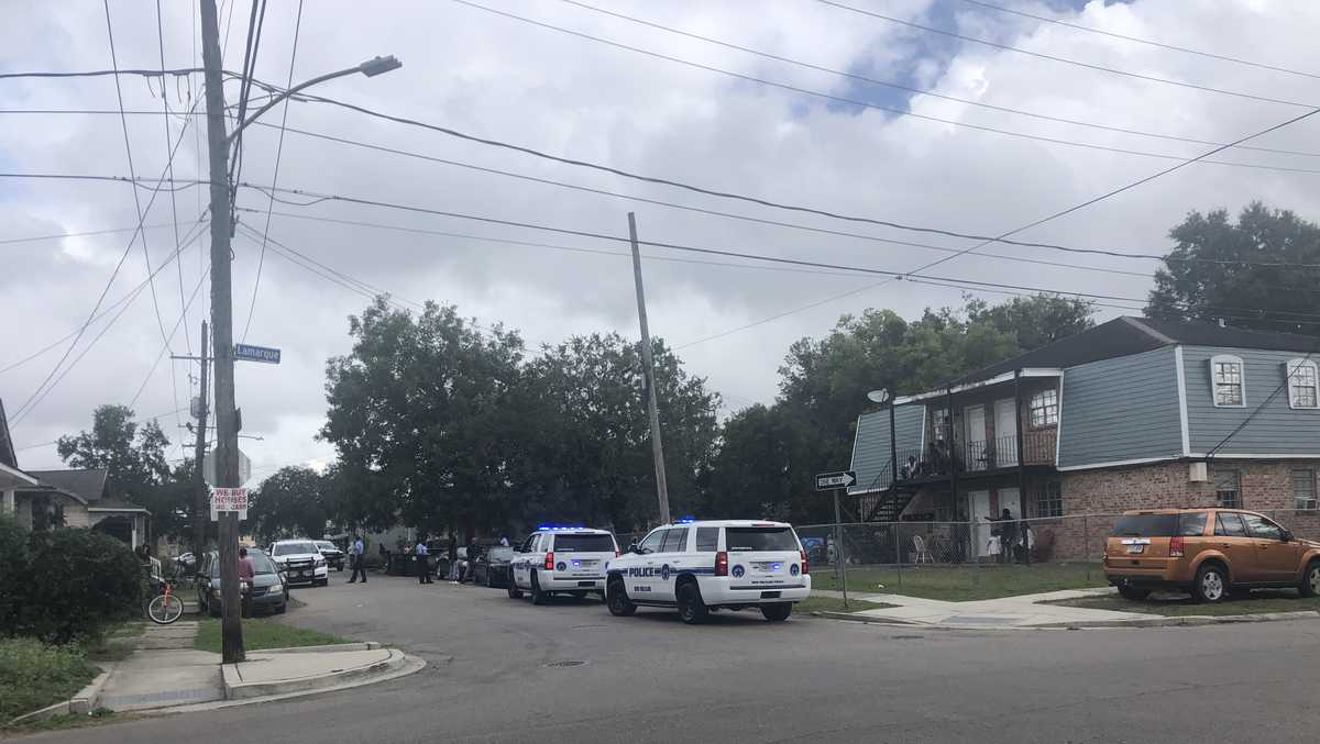 NOPD investigating double shooting in Algiers that injured 2