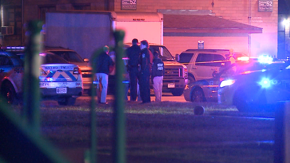 Man shot by LMPD officer in Algonquin neighborhood