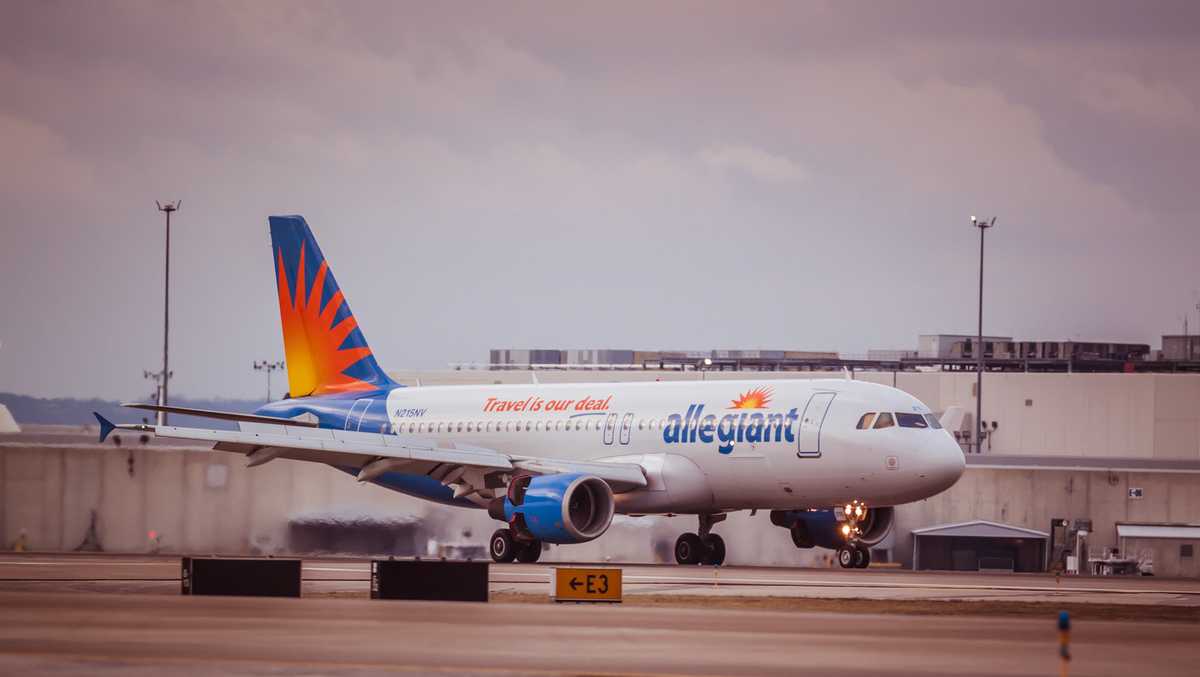 Airline announces new nonstop flights from Louisville to Charleston