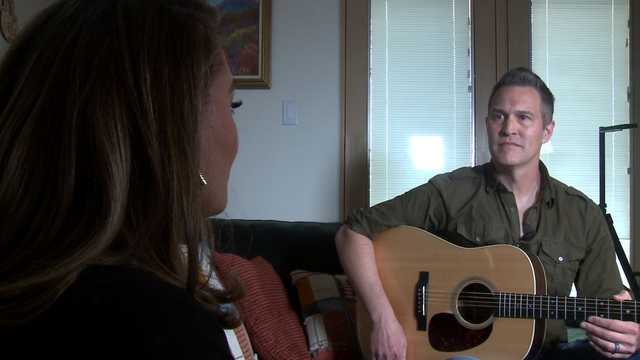 Santa Fe veteran using music to cope through trauma and help others - Vimarsana News