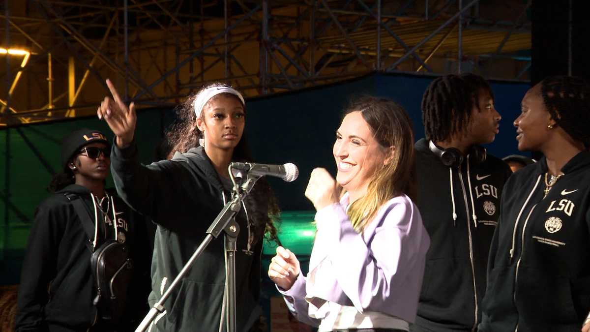 WATCH NOW: Fans hold big pep rally in Dallas ahead of LSU's game vs ...