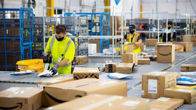 North Carolina Amazon worker pleads guilty in stolen merchandise scheme - Vimarsana News