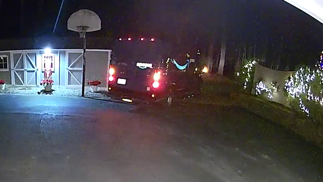 Norwell, Massachusetts family says Amazon vans keep driving through yard - Vimarsana News