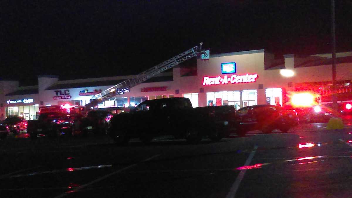 Arson investigator called to fire at Greenville deli, firefighters say