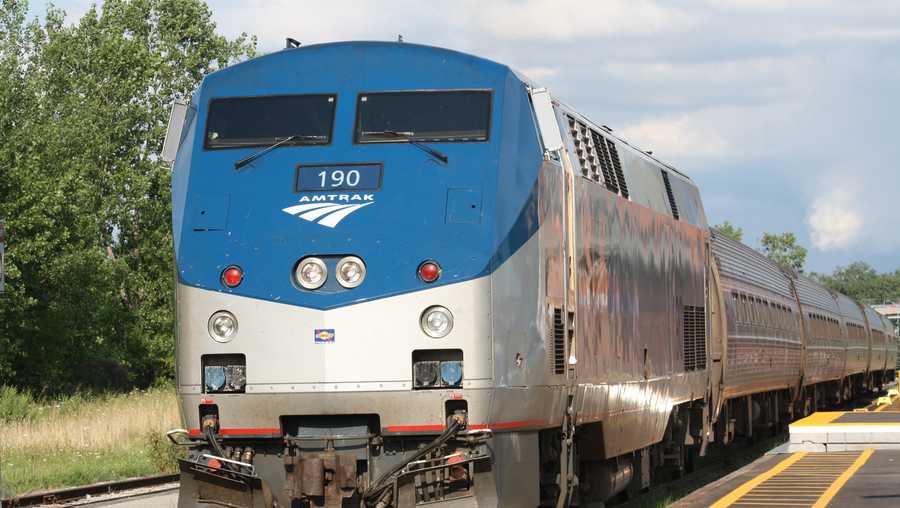 Village of Essex Junction celebrates return of Amtrak service