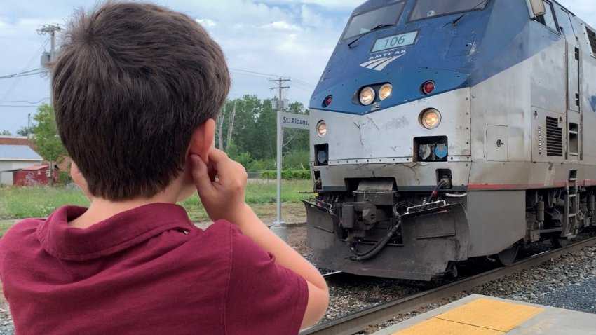 'I'm excited': Passenger train service returns to Vermont after lengthy break - Vimarsana News