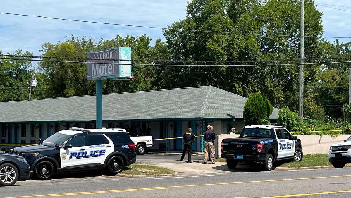 Suspect in custody after fatal shooting at motel in Birmingham