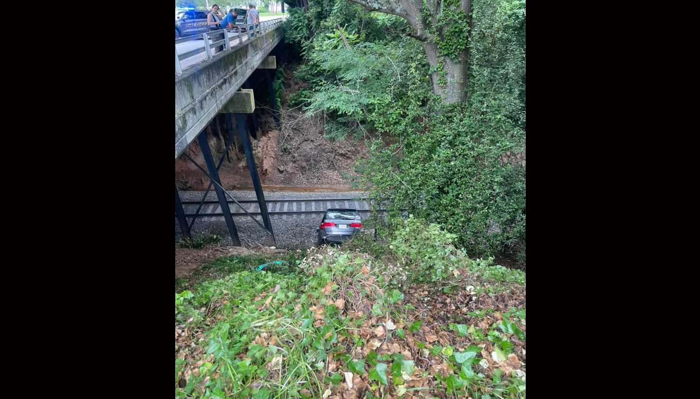 South Carolina: Police chief chases reckless driver of stolen car