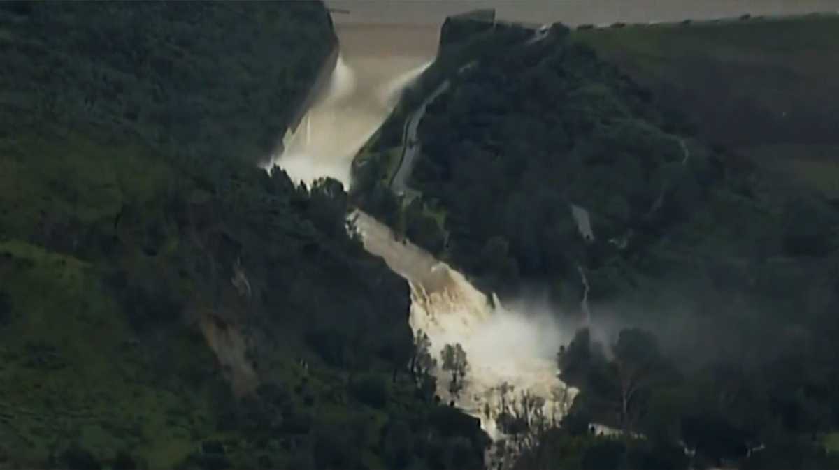 WATCH Anderson Dam overflowing in Hill