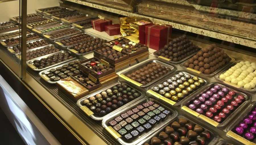 chocolate factory tour kansas city