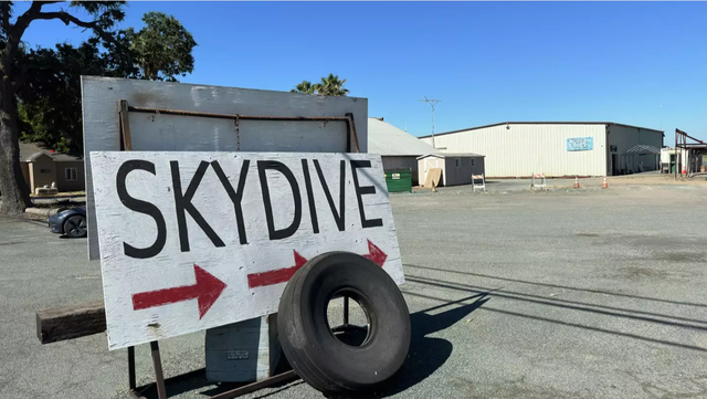 28 deaths at a California skydiving center, but the jumps go on - Vimarsana News