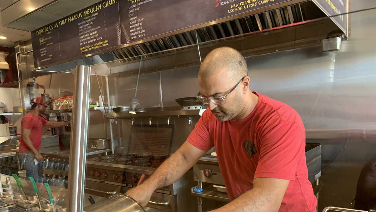 Fast-casual Indian restaurant owner shares obstacles of staffing shortages from pandemic