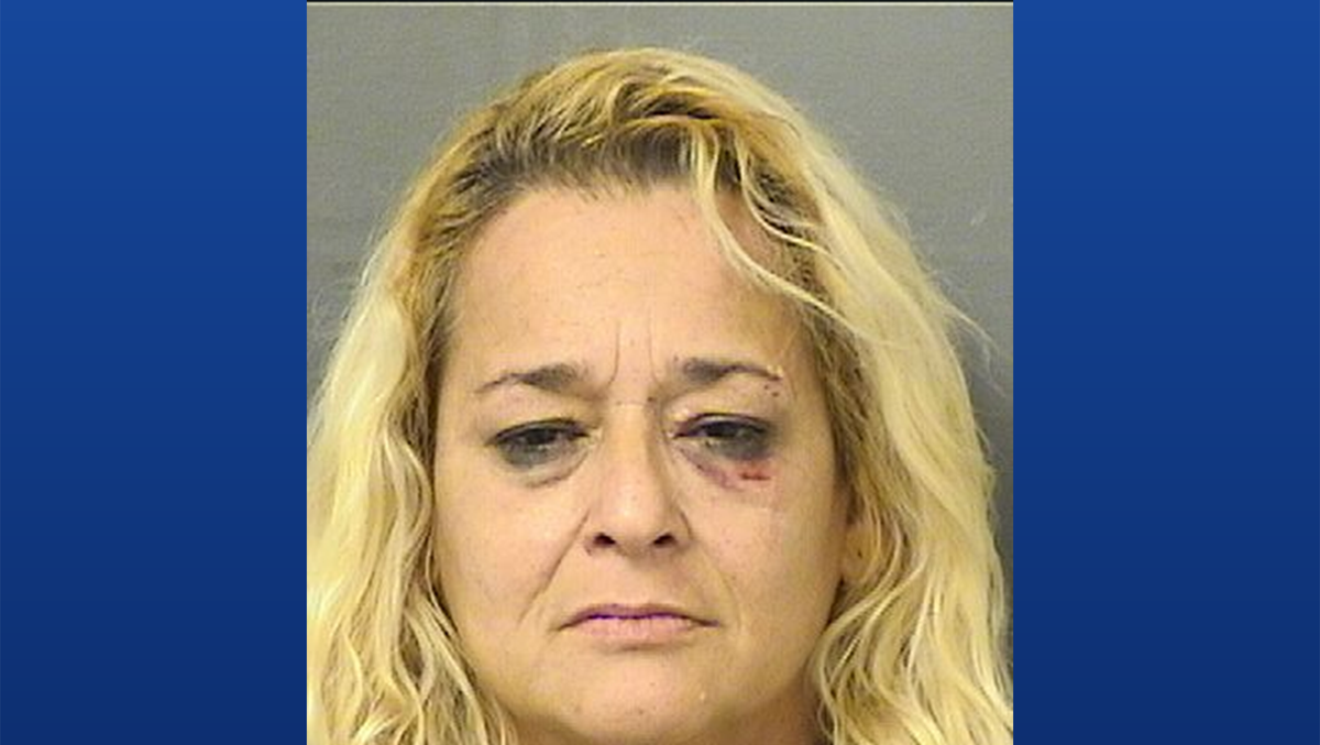 Woman arrested on human trafficking charges in Palm Beach County
