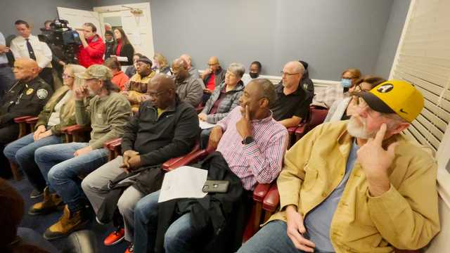 Pickens residents protest City Council meeting - Vimarsana News
