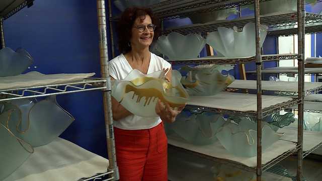 California glassblowing artist named Santa Cruz County Artist of the Year - Vimarsana News
