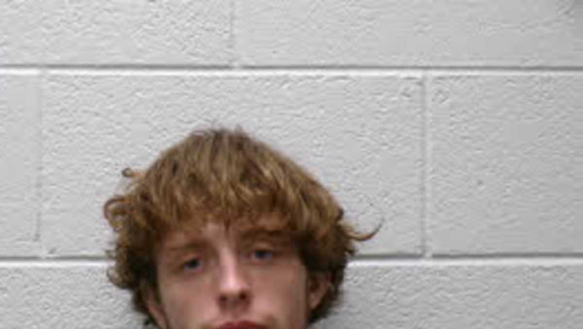 North Carolina: Convenience store robbery suspect turns himself in