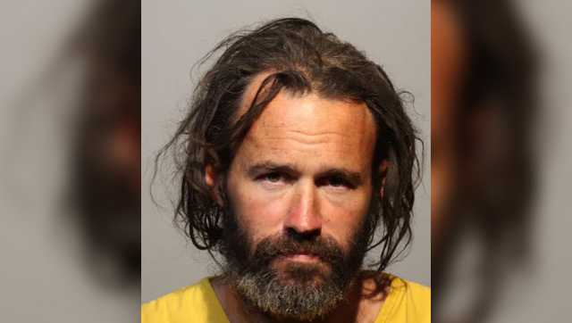 Winter Park woman fights off man accused of trying to strangle her with purse - Vimarsana News