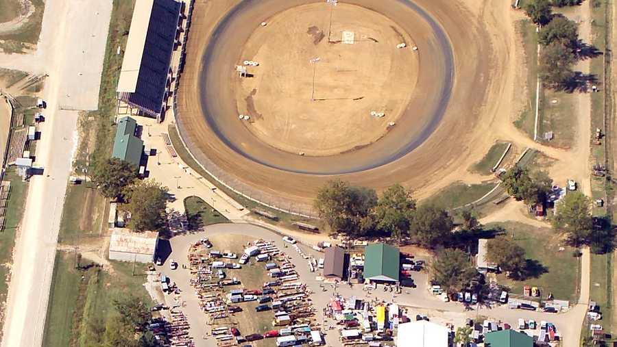 Largest Indiana antique market returning at Lawrenceburg Fairgrounds