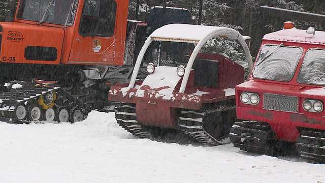 NH Chronicle: Antique snow machines put on a show - Vimarsana News