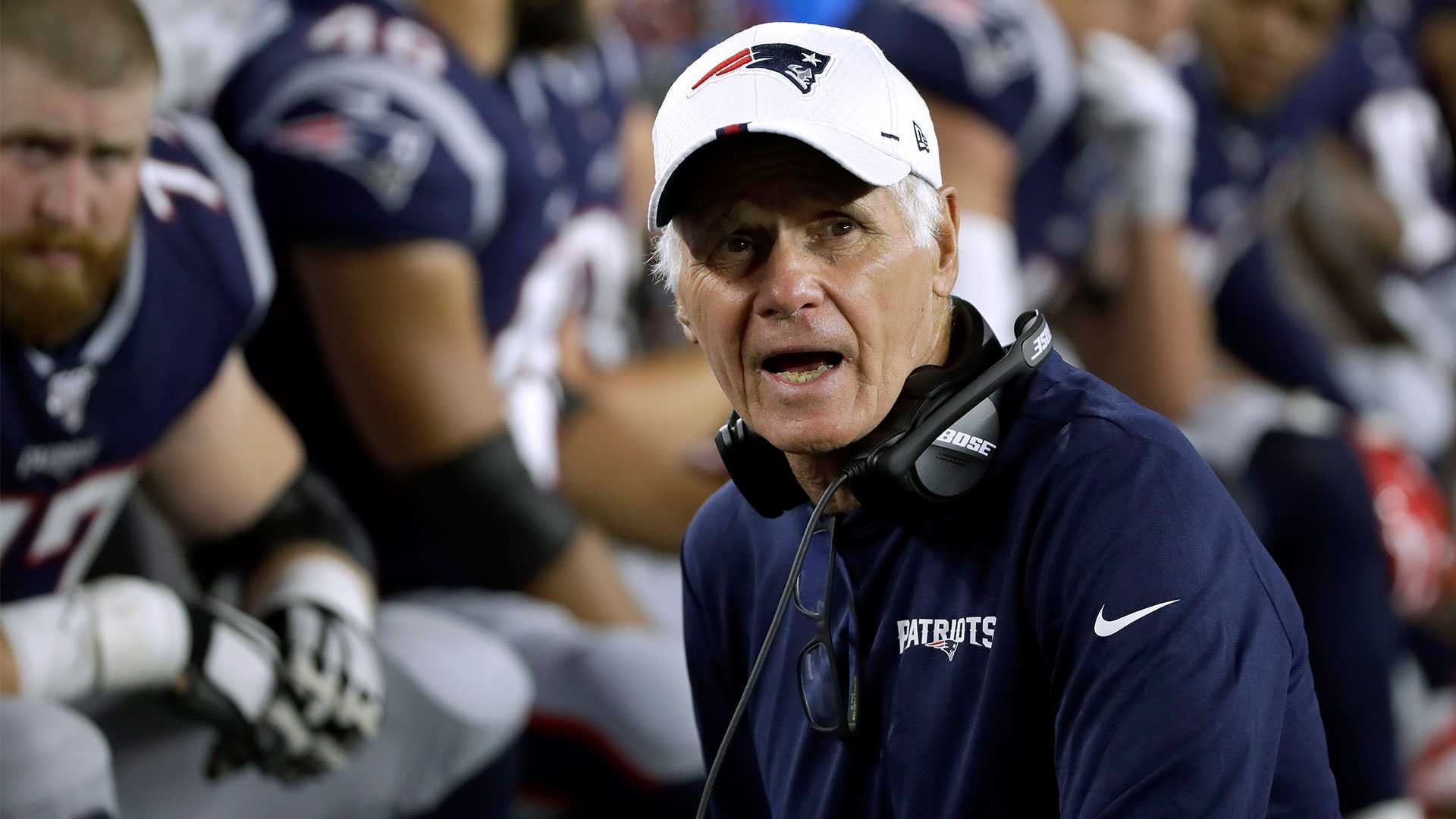 Longtime Patriots Offensive Line Coach Dante Scarnecchia Retiring