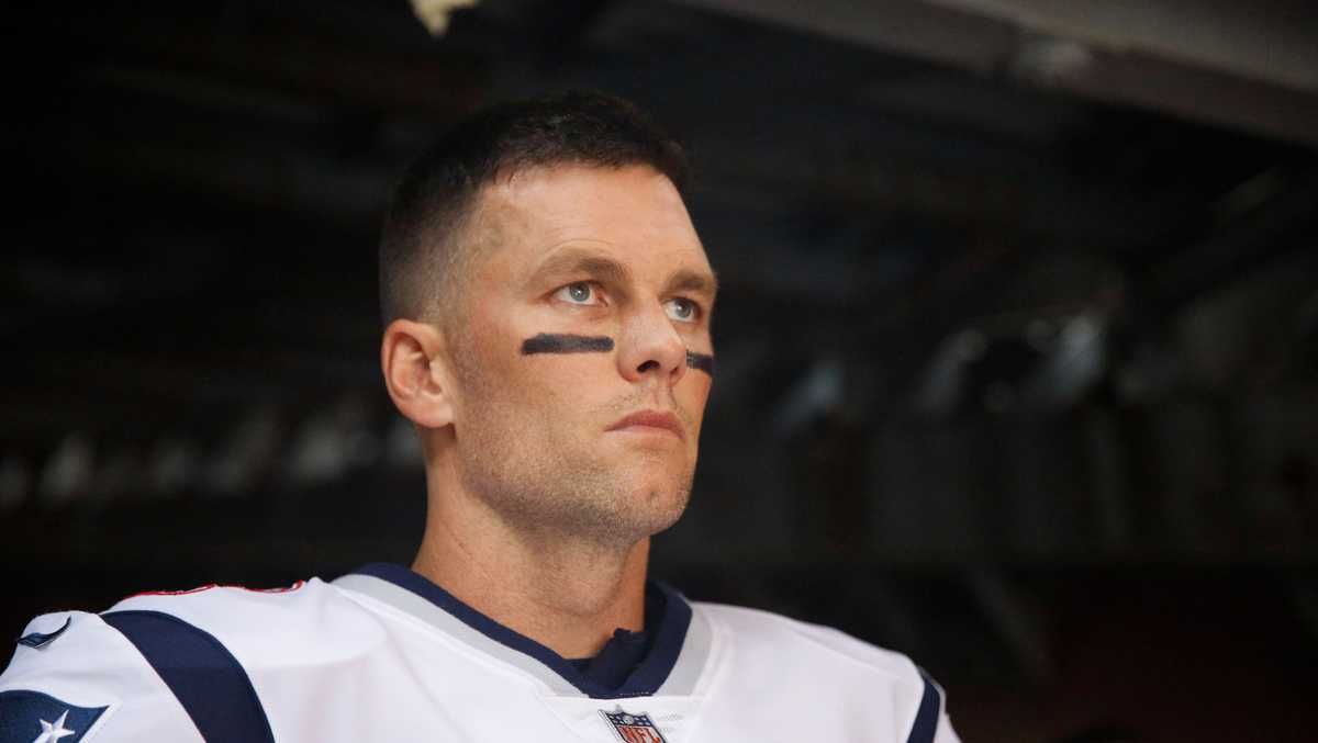 ESPN - Breaking: Tom Brady is retiring from the NFL, sources tell Jeff  Darlington and Adam Schefter.