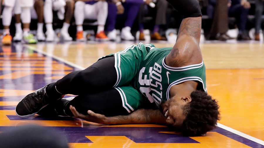 Smart leaves game with ankle injury in Celtics win over Suns