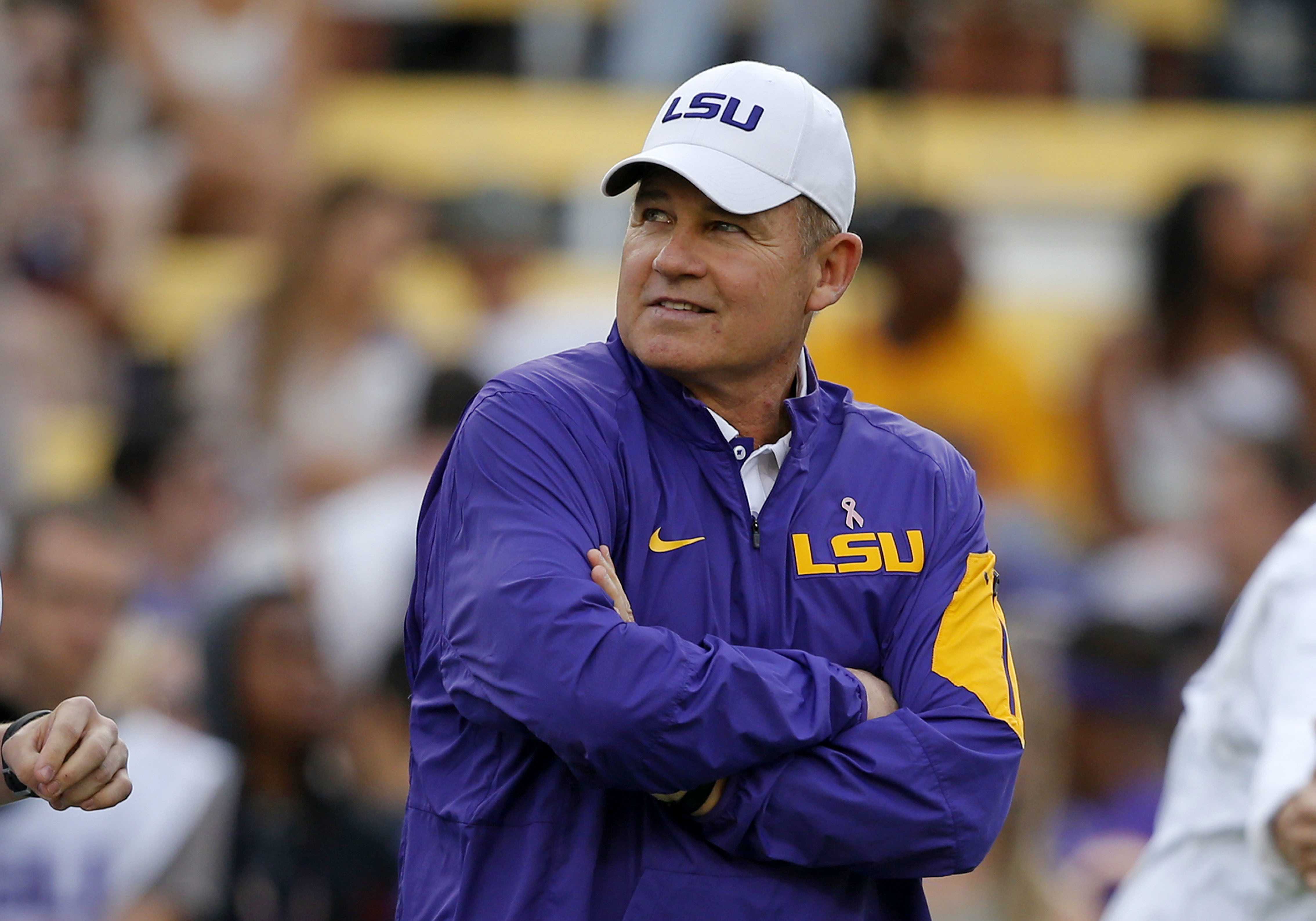 Les Miles to become next Kansas football coach