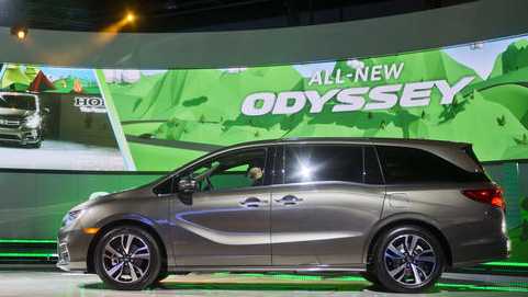 Honda Recalls More Than 100 000 Minivans Due To Door Malfunction Honda Recalls More Than 100 000, Honda Recall Sliding Door